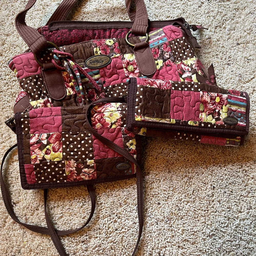 Donna Sharp Quilted purse